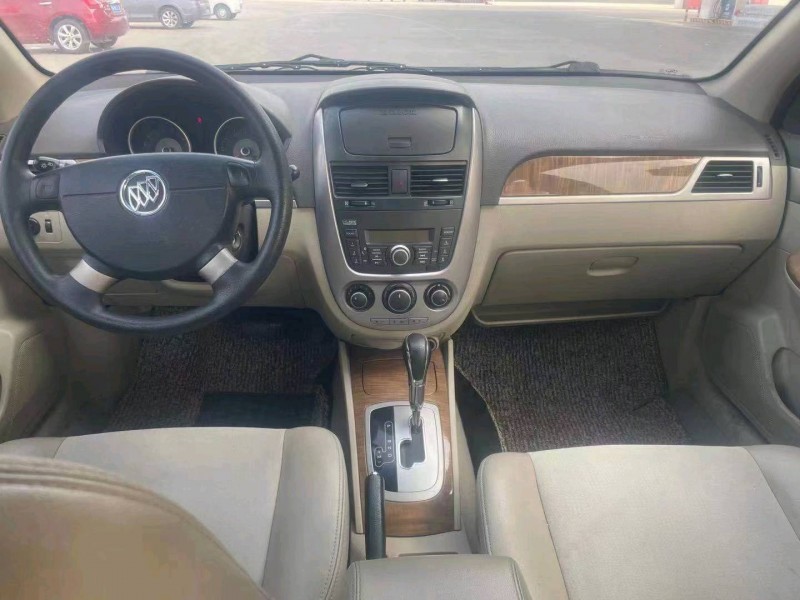 枣庄16年别克凯越1