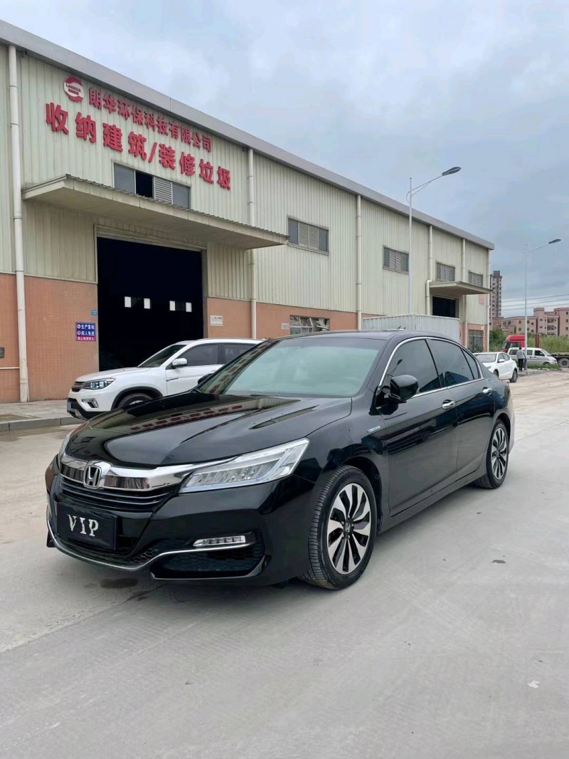 东莞18年本田雅阁3
