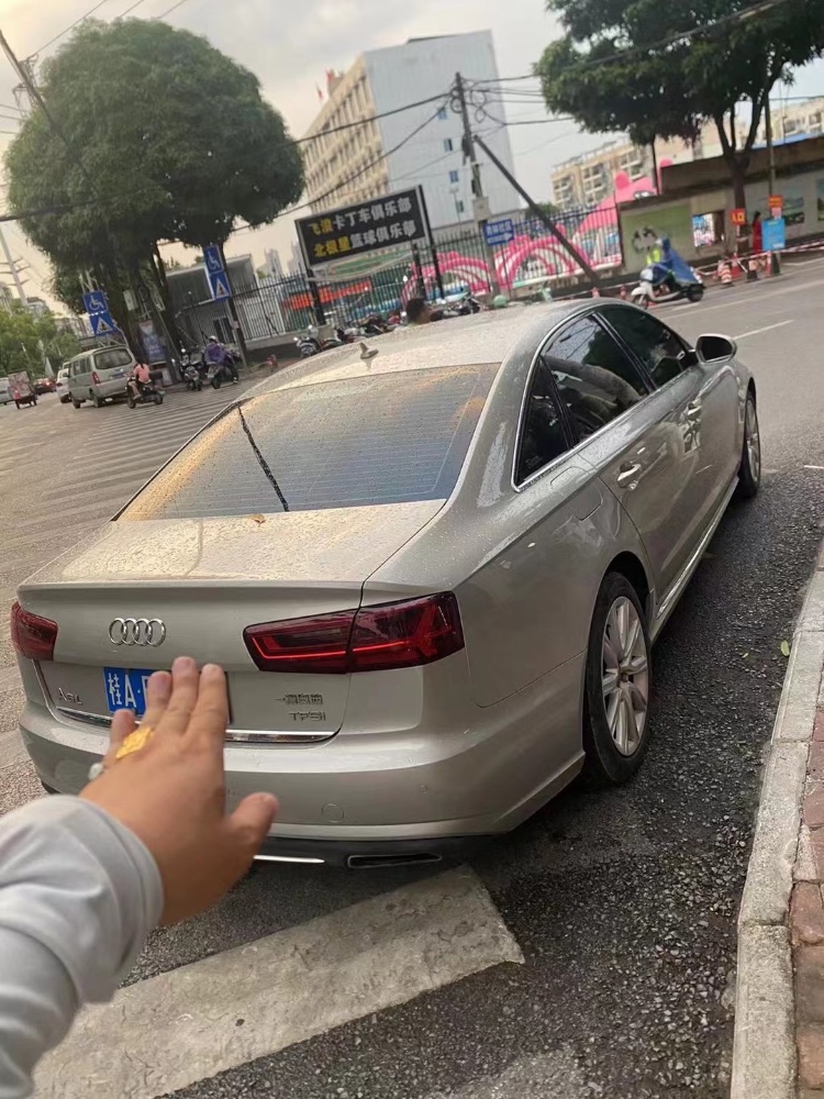 南寧18年奧迪A6L5