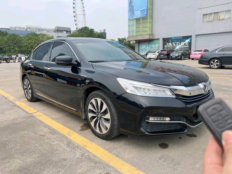 广州17年本田雅阁3