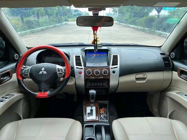 盐城15年三菱帕杰罗·劲畅7