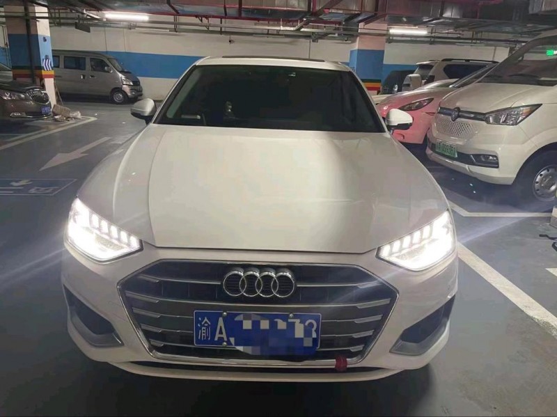 重庆21年奥迪A4L1