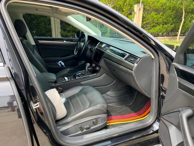 盐城19年大众辉昂7