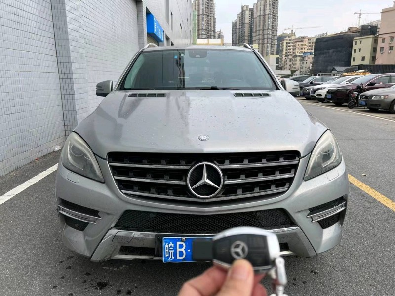 广州13年奔驰ML1