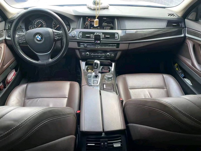 保定17年宝马5系6