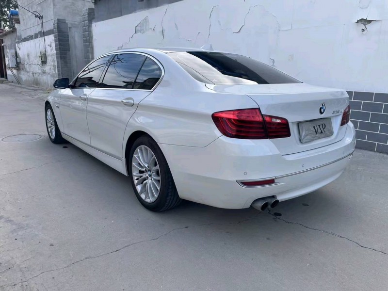 保定17年宝马5系8