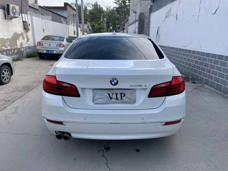 保定17年宝马5系9