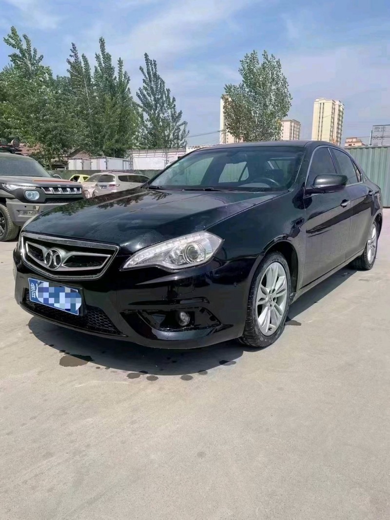 北京15年北汽绅宝D703