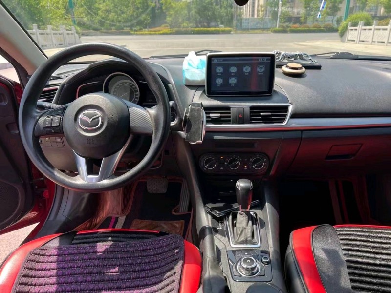 徐州15年马自达昂克赛拉8