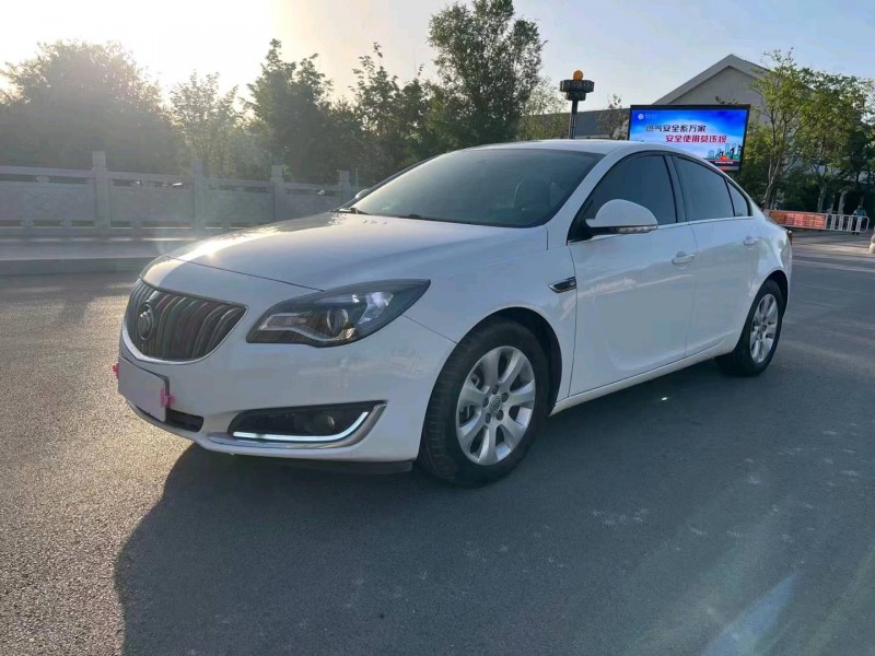 徐州16年别克君威7