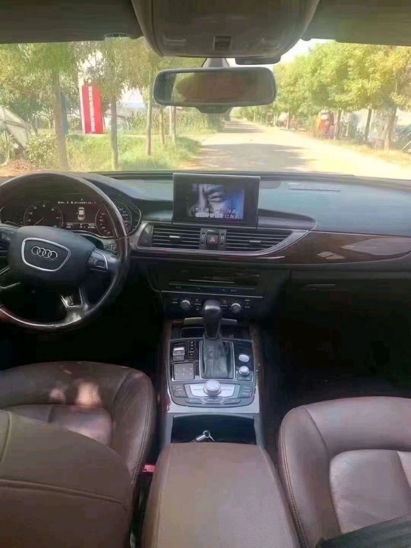 济宁16年奥迪A6L5