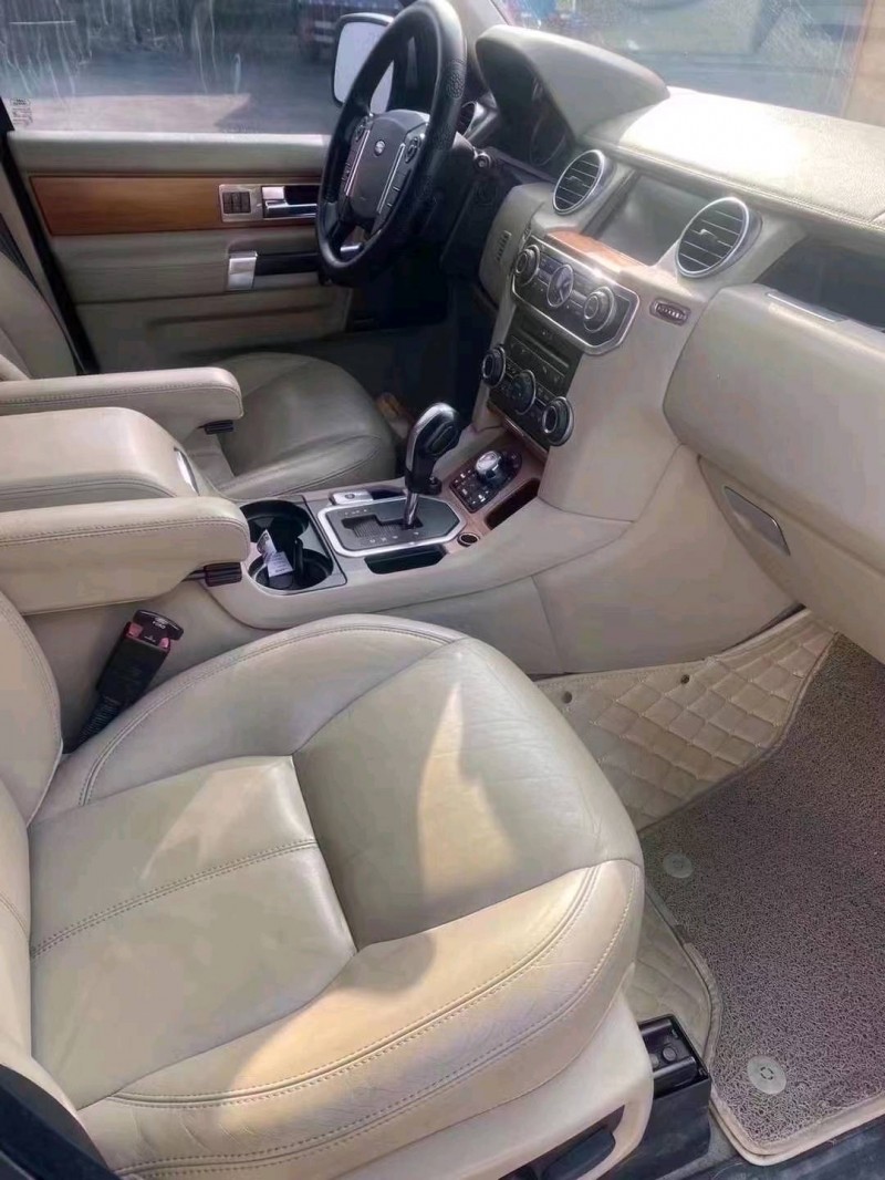 济宁13年路虎发现8