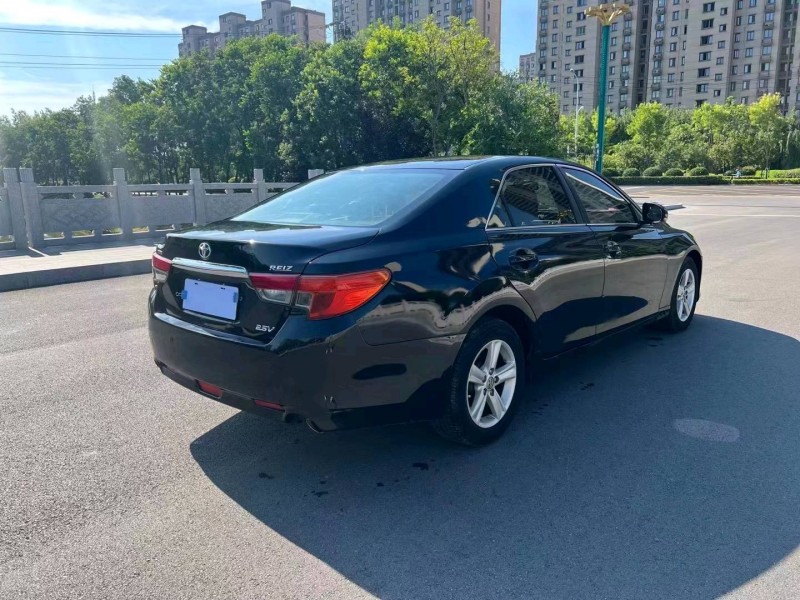 徐州14年丰田锐志6