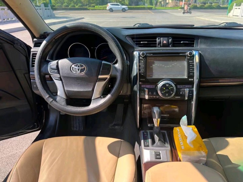 徐州14年丰田锐志1