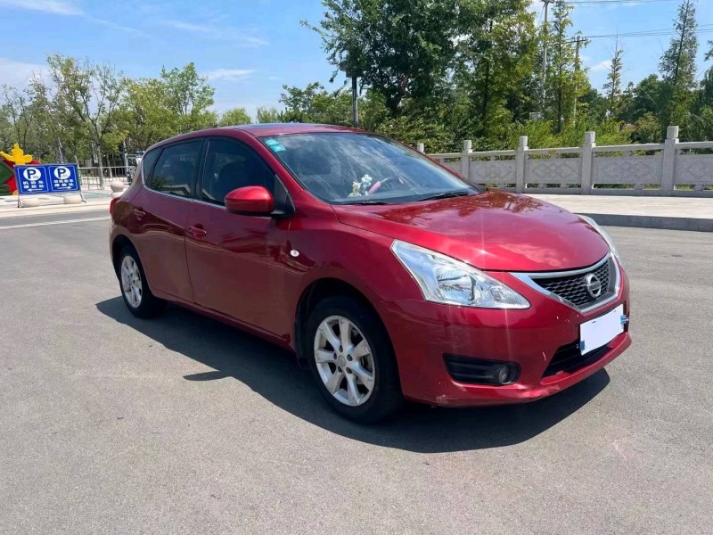 徐州16年日产骐达8