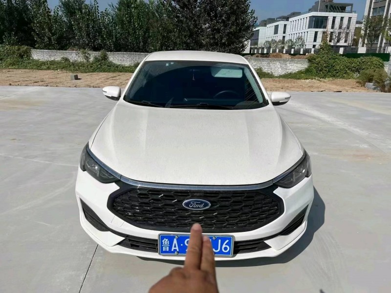 枣庄21年福特福睿斯1