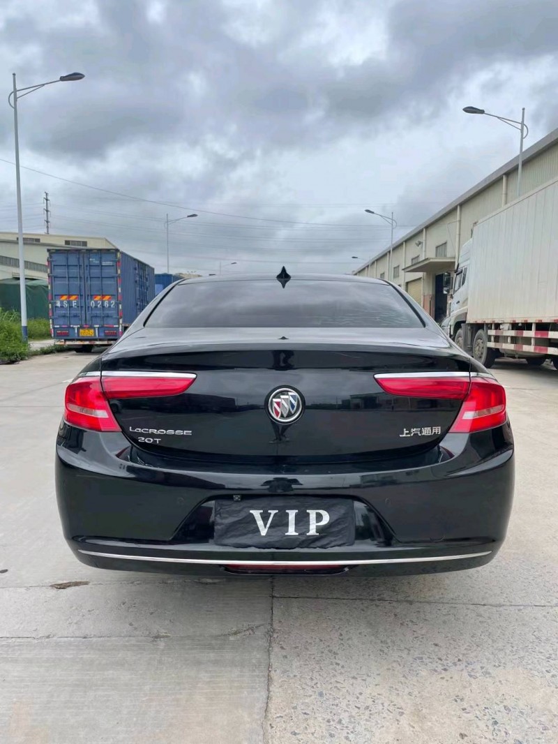 东莞17年别克君越8