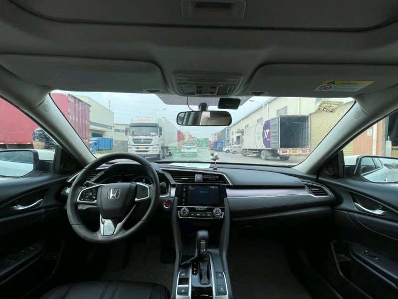 东莞17年本田思域6