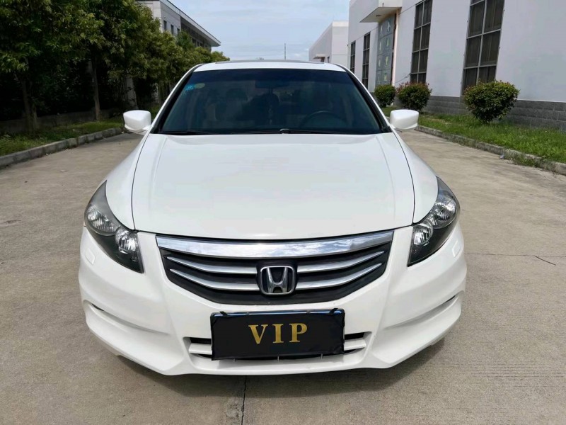 盐城12年本田雅阁9