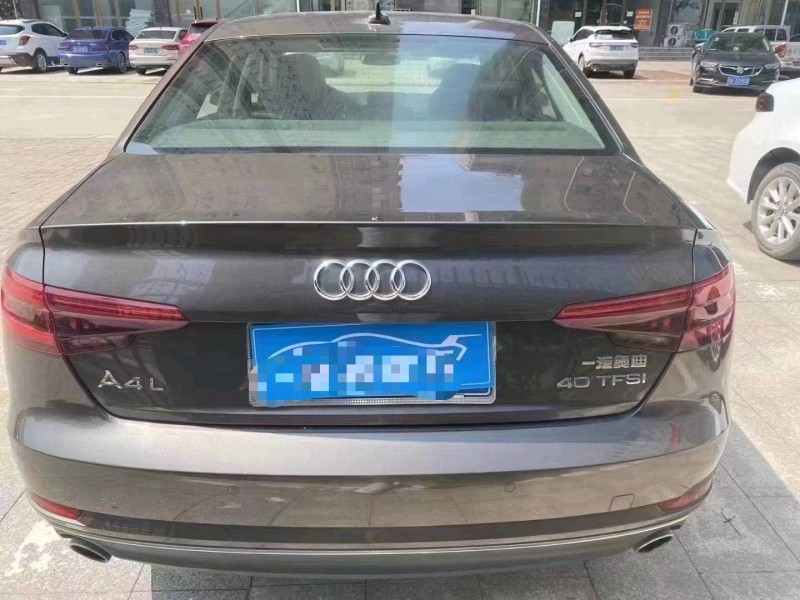 沈阳17年奥迪A4L7