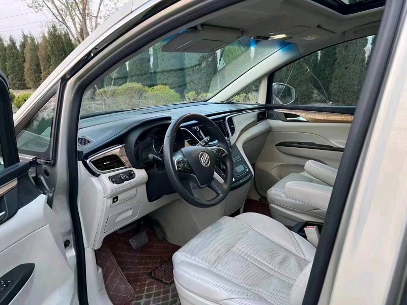 邢台17年别克GL83