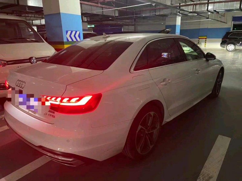 重庆21年奥迪A4L4