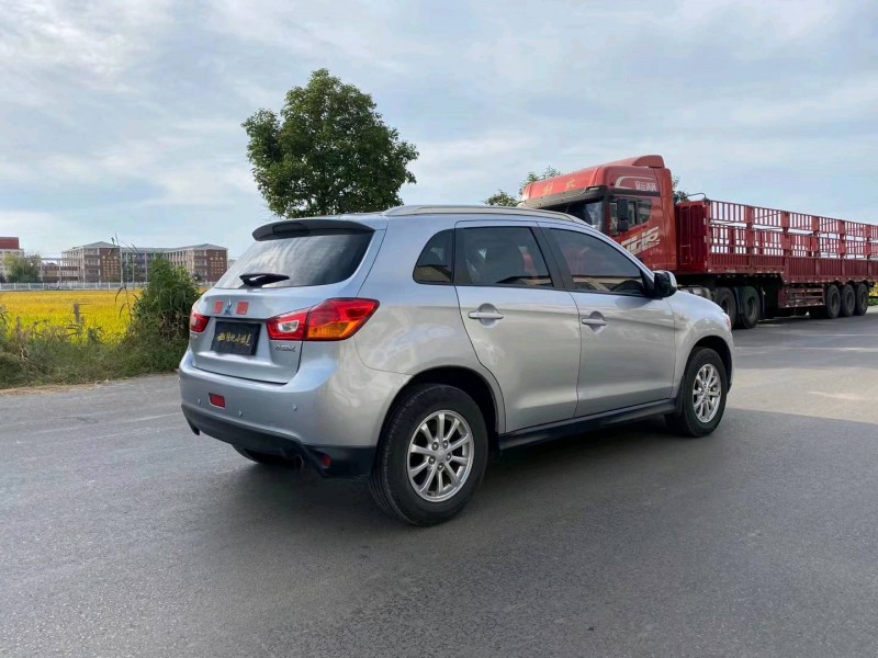 徐州13年三菱劲炫3