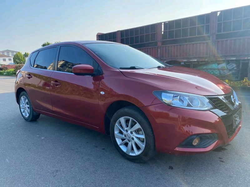 徐州17年日产骐达7