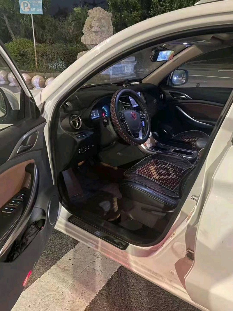 珠海18年比亚迪宋5