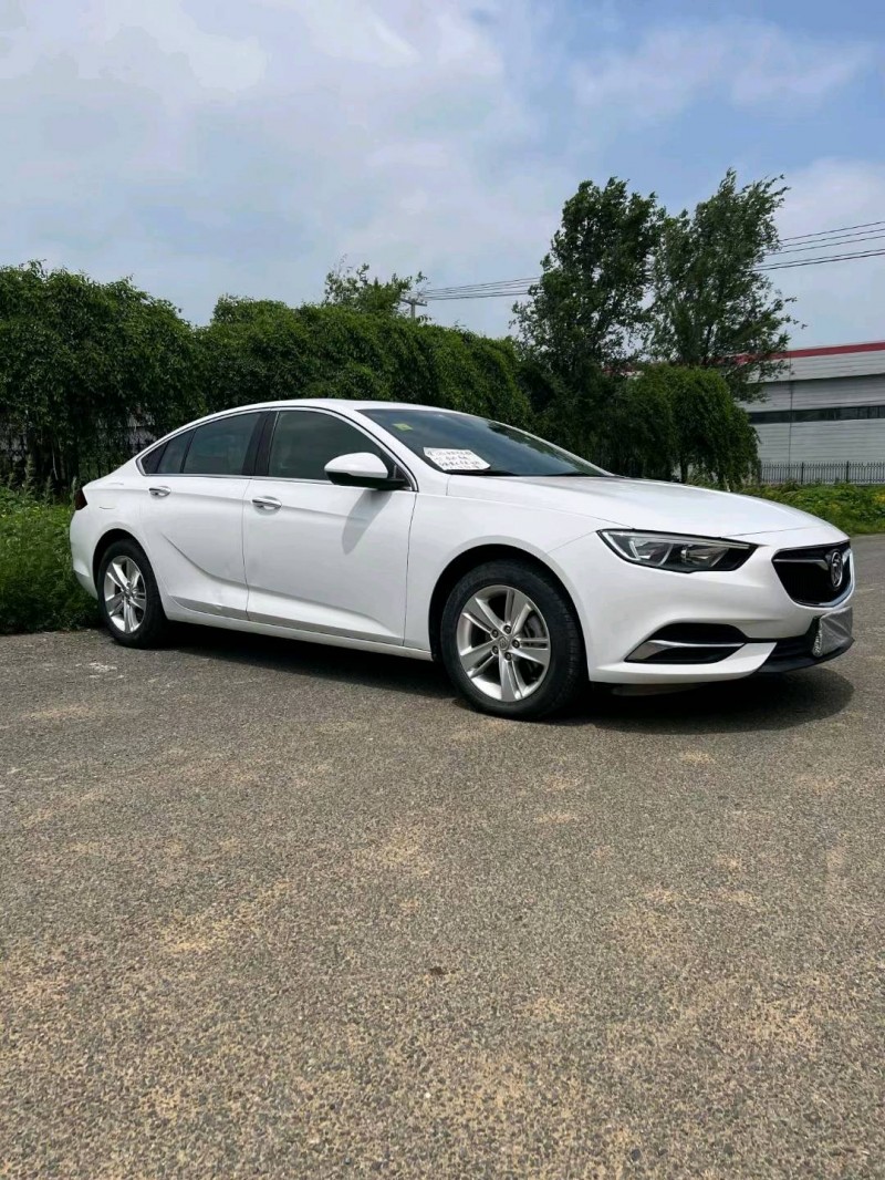 沈阳17年别克君威2