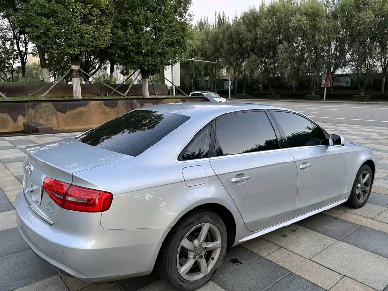 沈阳12年奥迪A4L9