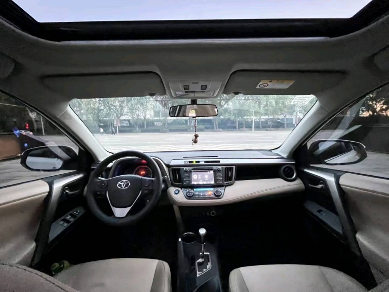 沈阳15年丰田RAV4荣放5