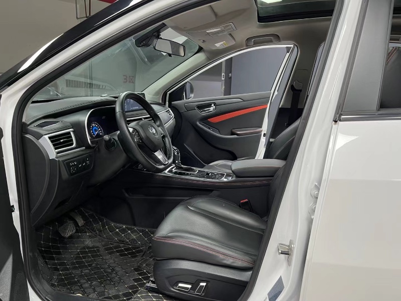 成都21年东风风光4