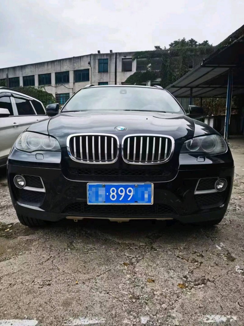 武汉13年宝马X61