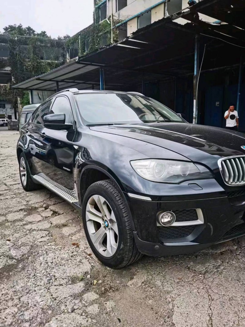 武汉13年宝马X62