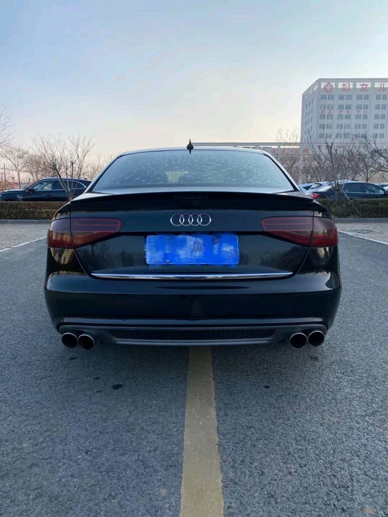 潍坊13年奥迪A4L9