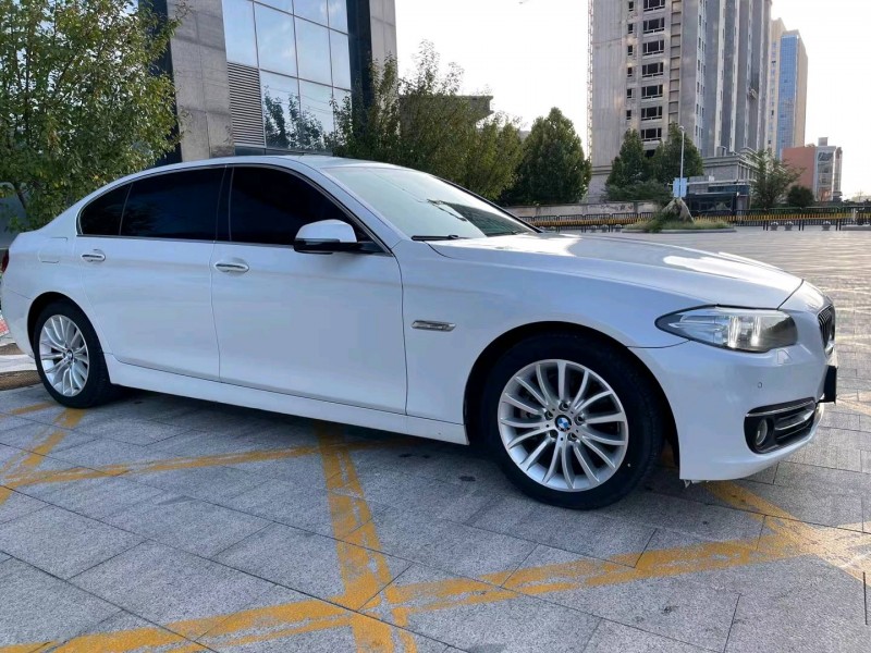 济宁15年宝马5系7