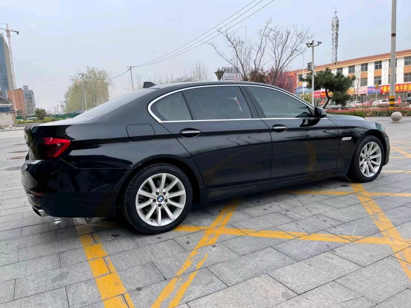 济宁15年宝马5系6