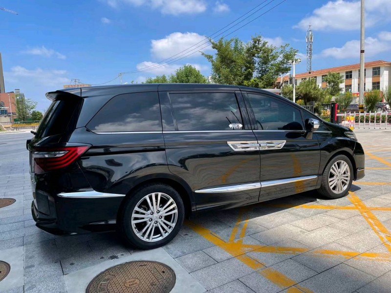 济宁16年本田艾力绅7