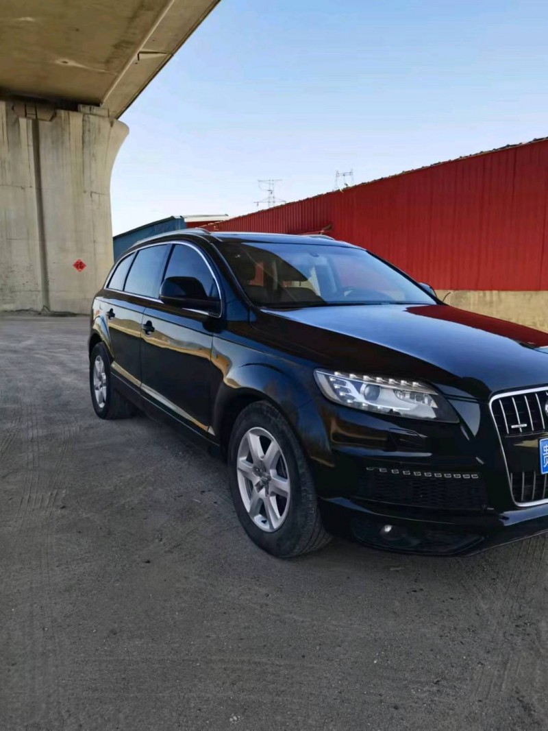 保定13年奥迪Q78