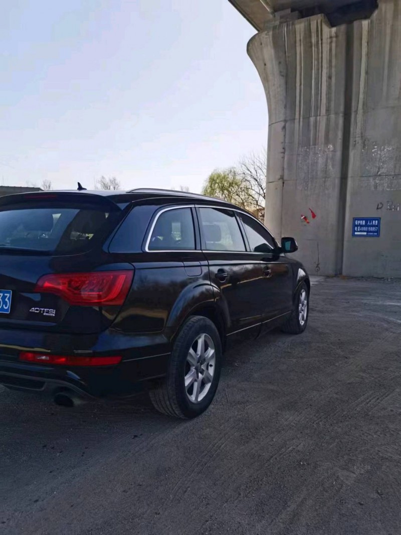 保定13年奥迪Q74