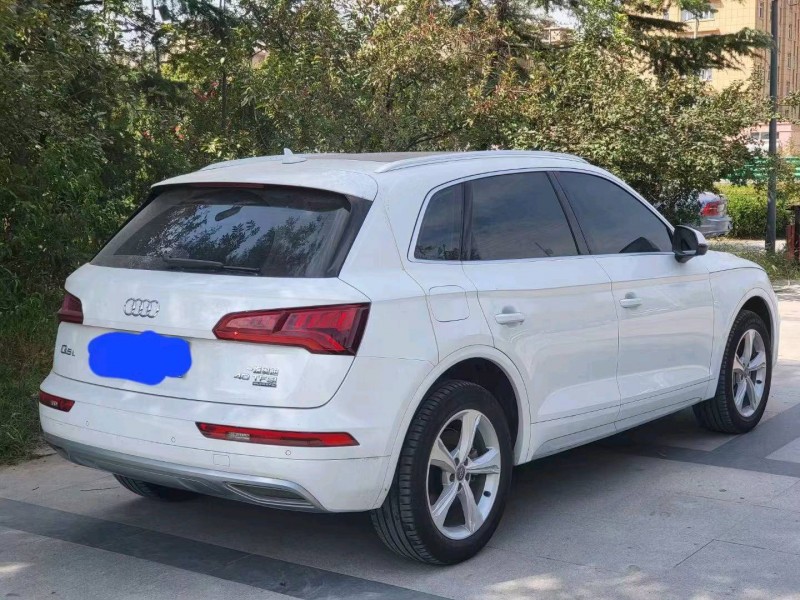 枣庄20年奥迪Q54