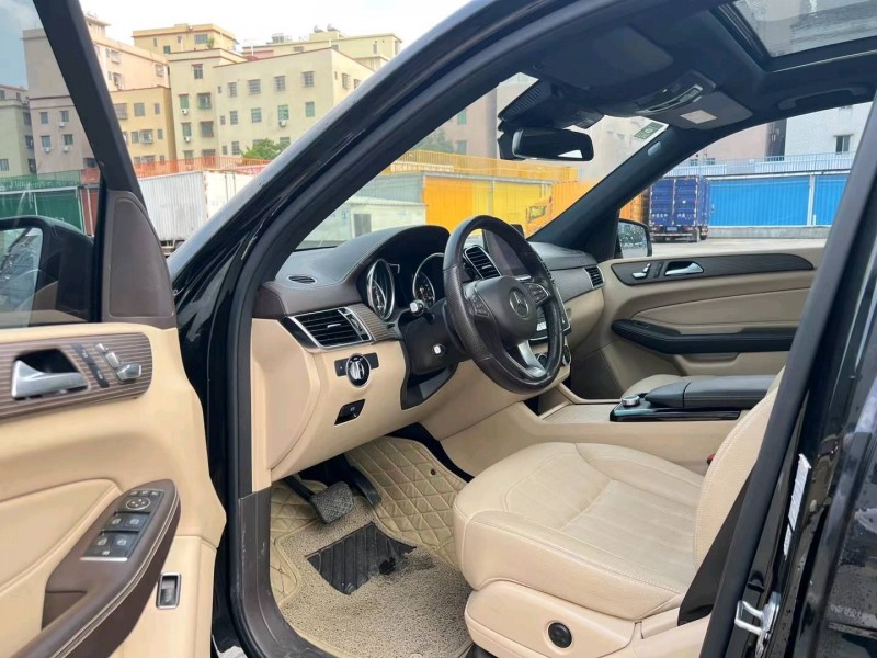 广州19年奔驰GLE9