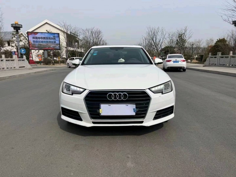 徐州17年奥迪A4L1
