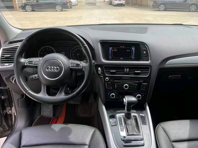 保定13年奥迪Q56