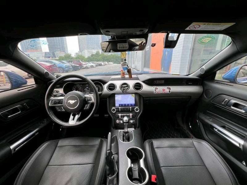 广州20年福特野马5