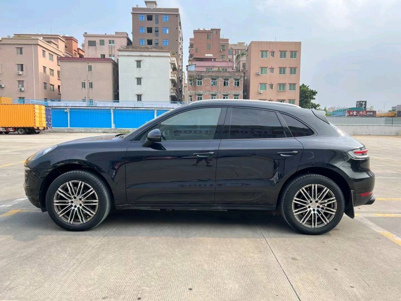 广州15年保时捷Macan6