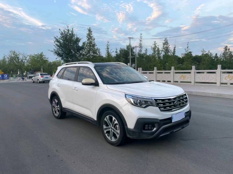 徐州20年起亚智跑2