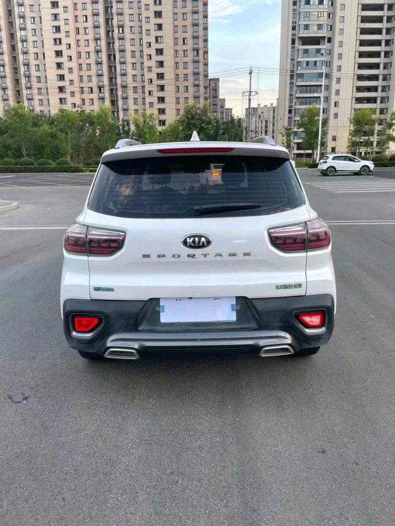 徐州20年起亚智跑3