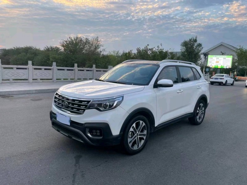 徐州20年起亚智跑8